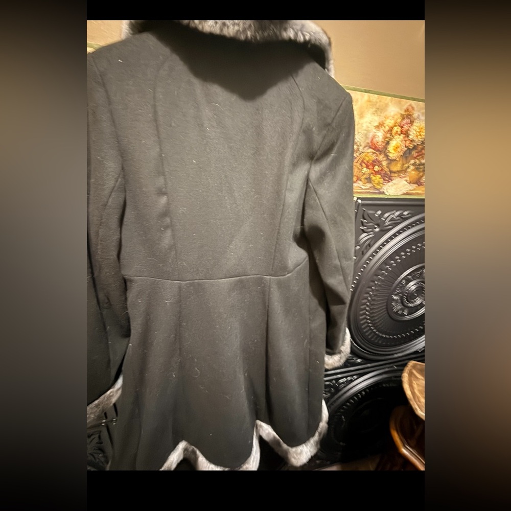 Vintage Rothschild Black Winter dress Pea Coat with Gray Fur Trim - Picture 5 of 11